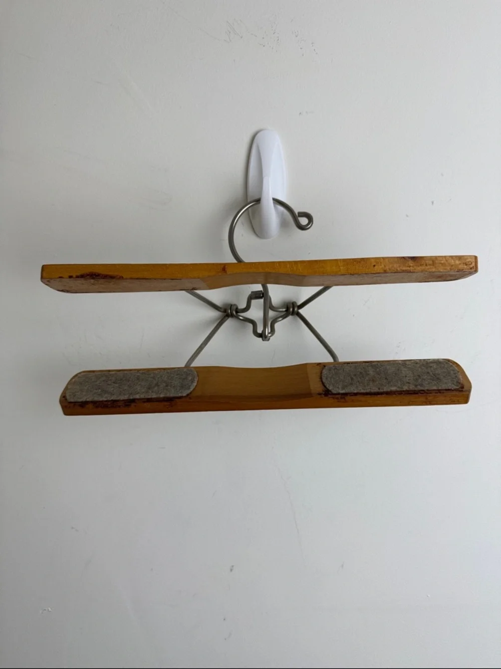 Setwell Vintage Wooden Clamp Hangers Lot of 3